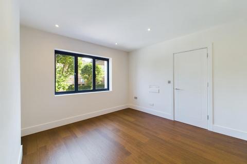 1 bedroom flat for sale, Brondesbury Park, London