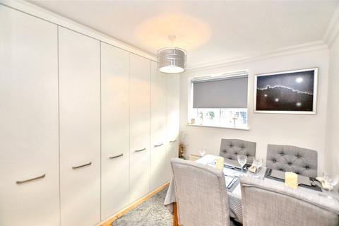 2 Castle Lodge Square, Rothwell, Leeds, LS26 0ZG