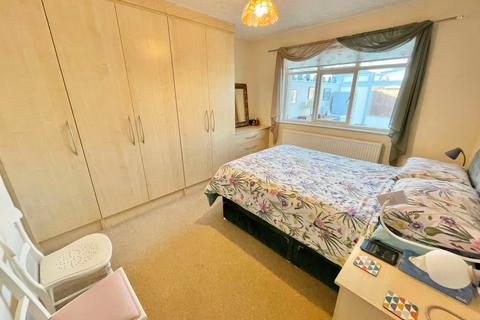 24 Bennett Road, Thornton-cleveleys, FY5 2RR