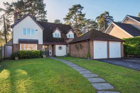 5 bedroom detached house for sale, Little Fryth, Wokingham RG40