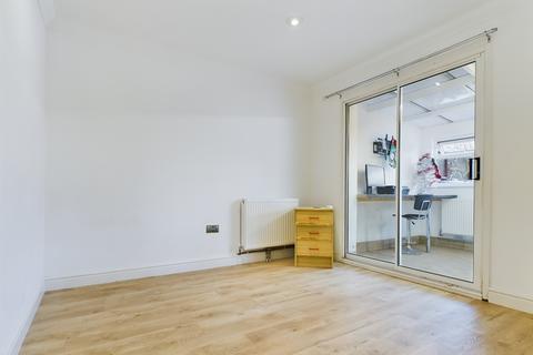 undefined, Haydn Road, Brighton Hill, Basingstoke, RG22