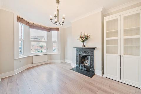 15 Riddlesdown Road, Purley, CR8 1DG