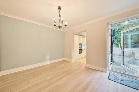15 Riddlesdown Road, Purley, CR8 1DG
