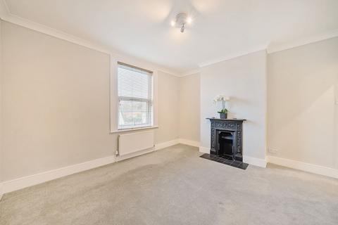 15 Riddlesdown Road, Purley, CR8 1DG
