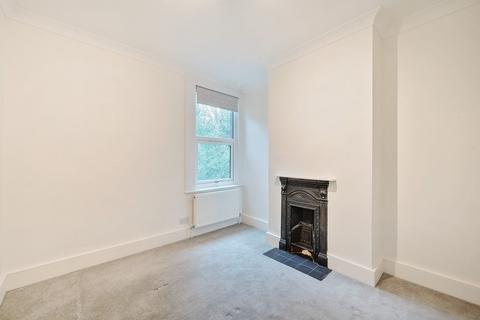 15 Riddlesdown Road, Purley, CR8 1DG