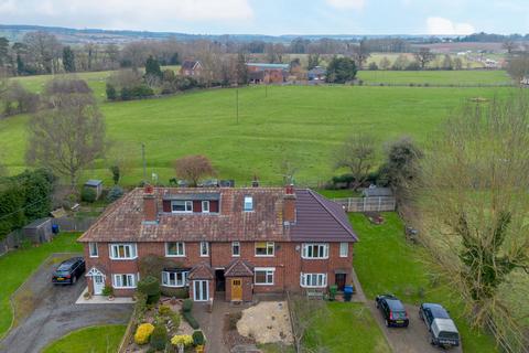 3 bedroom terraced house for sale, Welsh Road, Leamington Spa, Warwickshire CV33 9AQ