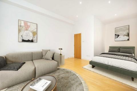 Studio for sale, Bartholomew Close, London EC1A