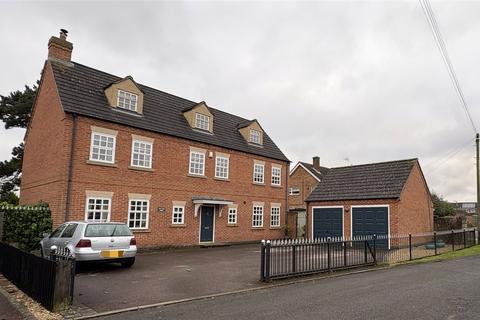 5 bedroom detached house for sale, Sykes Lane, Balderton, Newark, Nottinghamshire, NG24