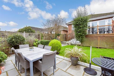 4 bedroom semi-detached bungalow for sale, Shakespeare Gardens, Cowplain, Waterlooville, Hampshire