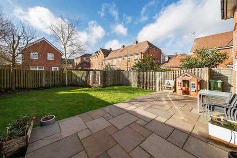 5 bedroom detached house for sale, Locks Yard, Headcorn, Ashford