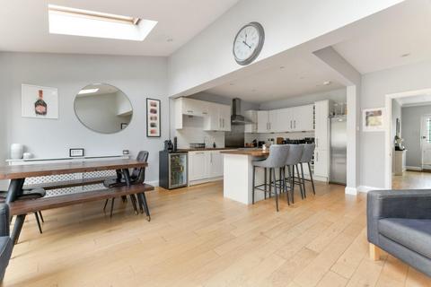 27 Castle Avenue, Epsom, KT17 2PL