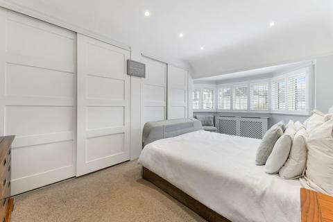 27 Castle Avenue, Epsom, KT17 2PL