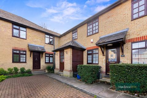 2 bedroom apartment for sale, Westfield Park Drive, Woodford Green IG8