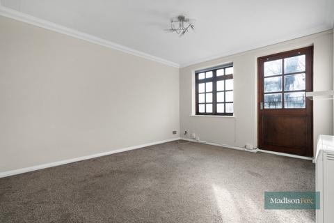 2 bedroom apartment for sale, Westfield Park Drive, Woodford Green IG8