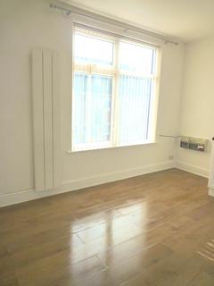 1 bedroom flat to rent, Station Road, Langley Mill NG16