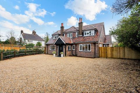 4 bedroom detached house for sale, Lonesome Lane, Reigate RH2