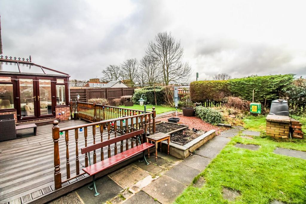 Rear Garden Pic 2.