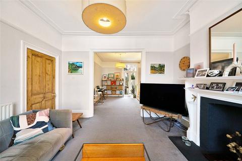 6 Ivydale Road, London, SE15 3BS
