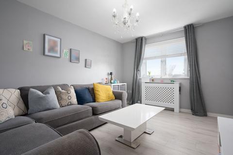 4 bedroom end of terrace house for sale, Russell Place, Bathgate, EH48