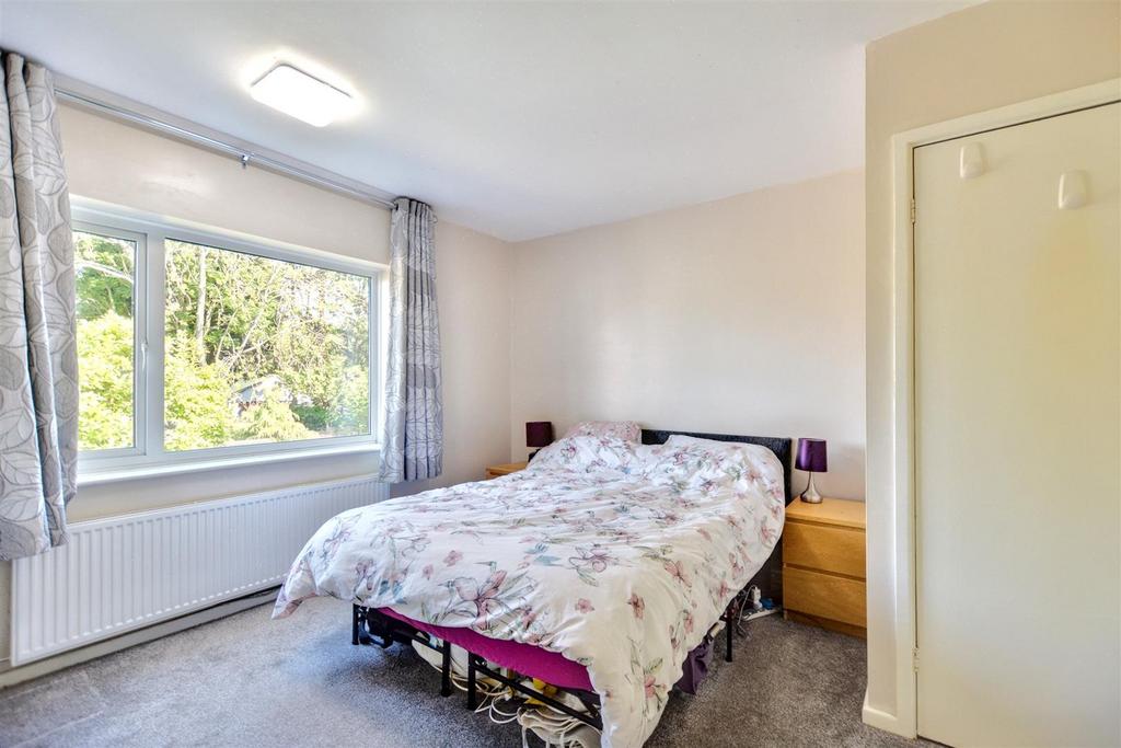 Bedroom 1 1.jpeg