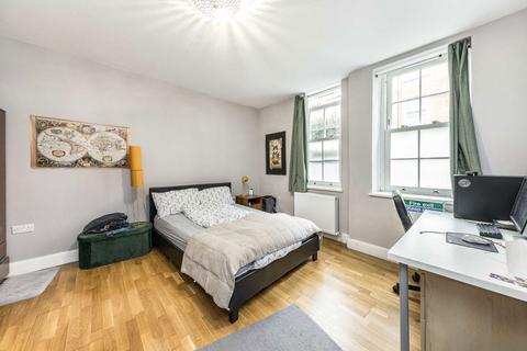 3 bedroom flat for sale, Herbrand Street, London WC1N