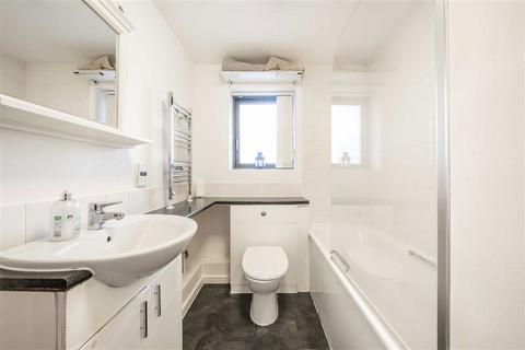 1 bedroom flat for sale, Coopers Road, London SE1