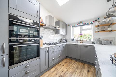 21 Bramblys Drive, Basingstoke, RG21 8UN