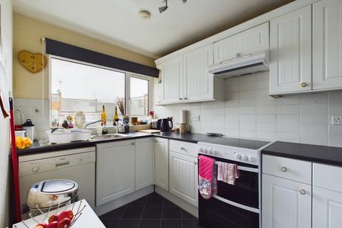 3 bedroom terraced house for sale, Duddon Way, Riverdene, Basingstoke, RG21