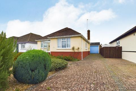 3 bedroom bungalow for sale, High Drive, Berg Estate, Basingstoke, RG22