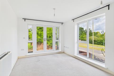 2 bedroom flat for sale, Lowe Gardens, Popley, Basingstoke, RG24