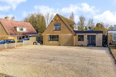 4 bedroom bungalow for sale, Collin Close, Willersey, Broadway, Worcestershire, WR12