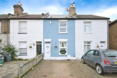 2 bedroom terraced house to rent, Napier Road, Bromley, BR2