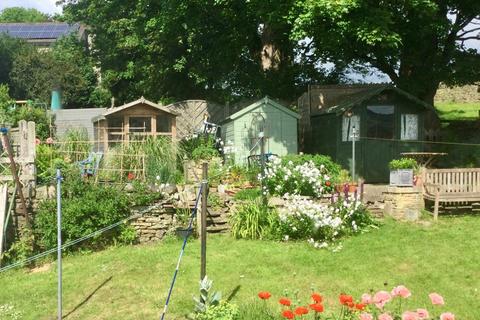 24 Beck Side, Carleton, Skipton, BD23 3ET