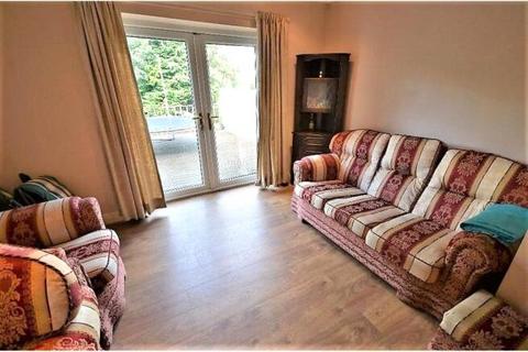 4 bedroom semi-detached house for sale, High Park Drive, Bradford, West Yorkshire, BD9