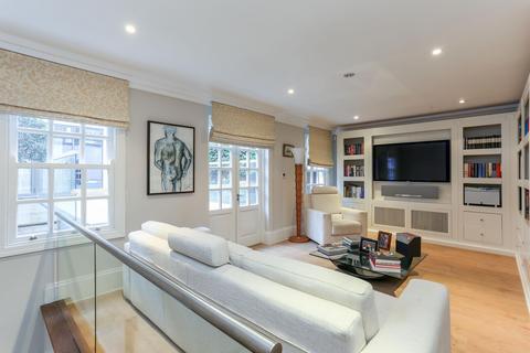 3 bedroom flat for sale, Mount Row, Mayfair, London, W1K