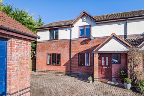 4 bedroom end of terrace house for sale, The Paddock, Devizes SN10