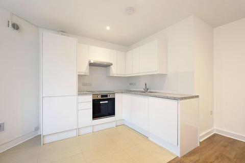 1 bedroom apartment to rent, Knatchbull Road, SE5 9QY