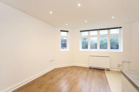 1 bedroom apartment to rent, Knatchbull Road, SE5 9QY