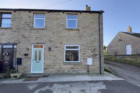 3 bedroom end of terrace house for sale, Holmfield, Clayton West, Huddersfield HD8  9LZ