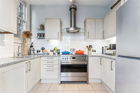 2 bedroom apartment for sale, Mayford Road, SW12