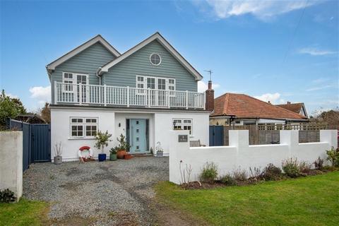 4 bedroom house for sale, Elmer, Middleton-On-Sea PO22