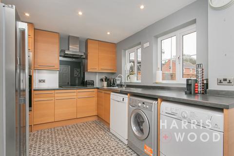69 Barwell Way, Witham, CM8 2TY