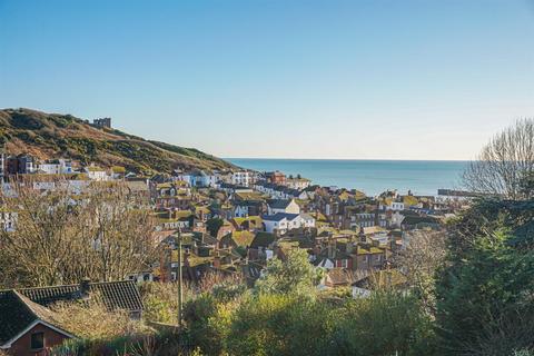 3 bedroom flat for sale, Croft Road, Old Town, Hastings