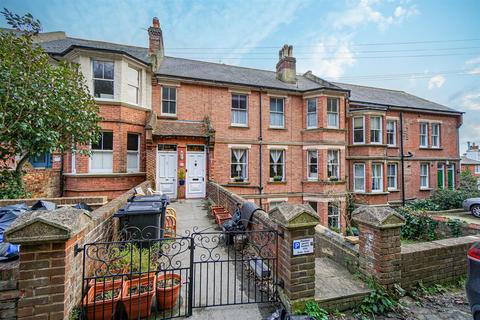 3 bedroom flat for sale, Croft Road, Old Town, Hastings