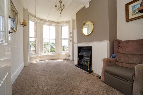 3 bedroom flat for sale, Croft Road, Old Town, Hastings