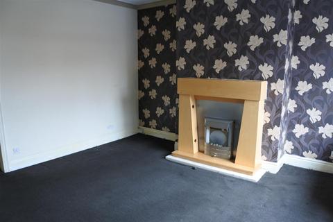 2 bedroom terraced house to rent, Mount Avenue, Hurstead, Rochdale, OL12