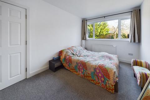 5 Brambling Rise, Hemel Hempstead, HP2 6DT