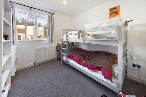 5 Brambling Rise, Hemel Hempstead, HP2 6DT