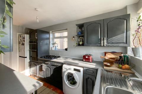 7 Greenore, Bristol, BS15 8ER