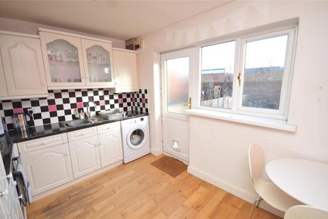 2 bedroom semi-detached house for sale, Sandlewood Green, Leeds, West Yorkshire